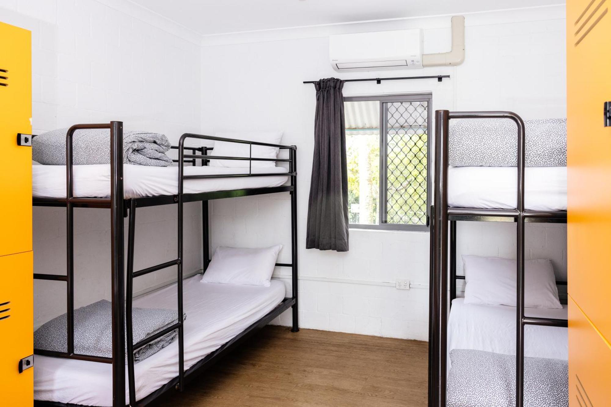 Bed 5-Bed Female Dormitory Room